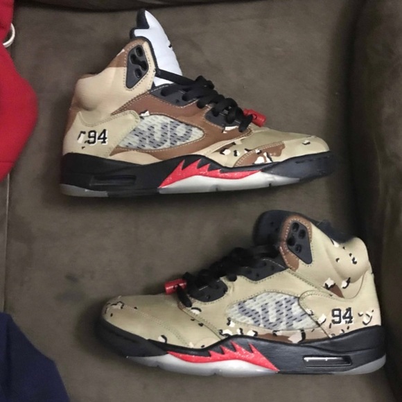 Supreme x Air Jordan 5 RETRO ‘Desert Camo’ - Picture 1 of 7